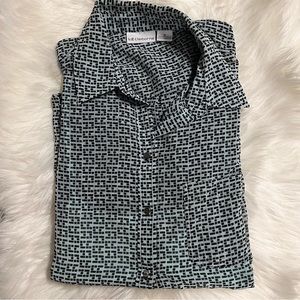 🛍 4/$15🛍 Women’s Blouse